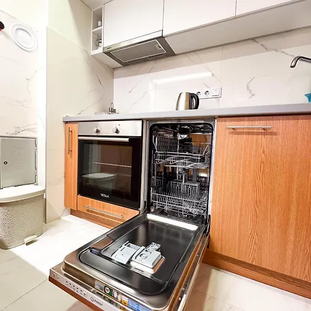 Chic Tower - Prime Spot Apartment Sarajevo